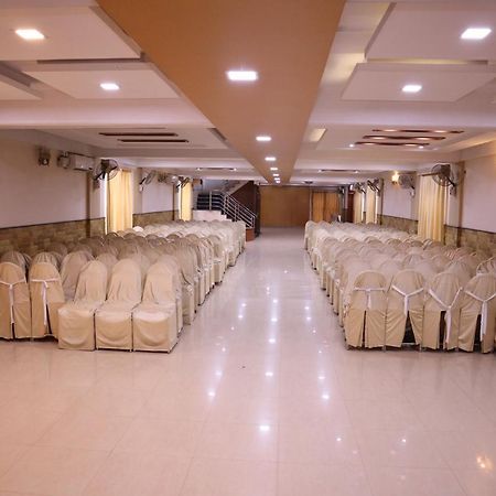 Smilestay Bns Lodge Бангалор Экстерьер фото