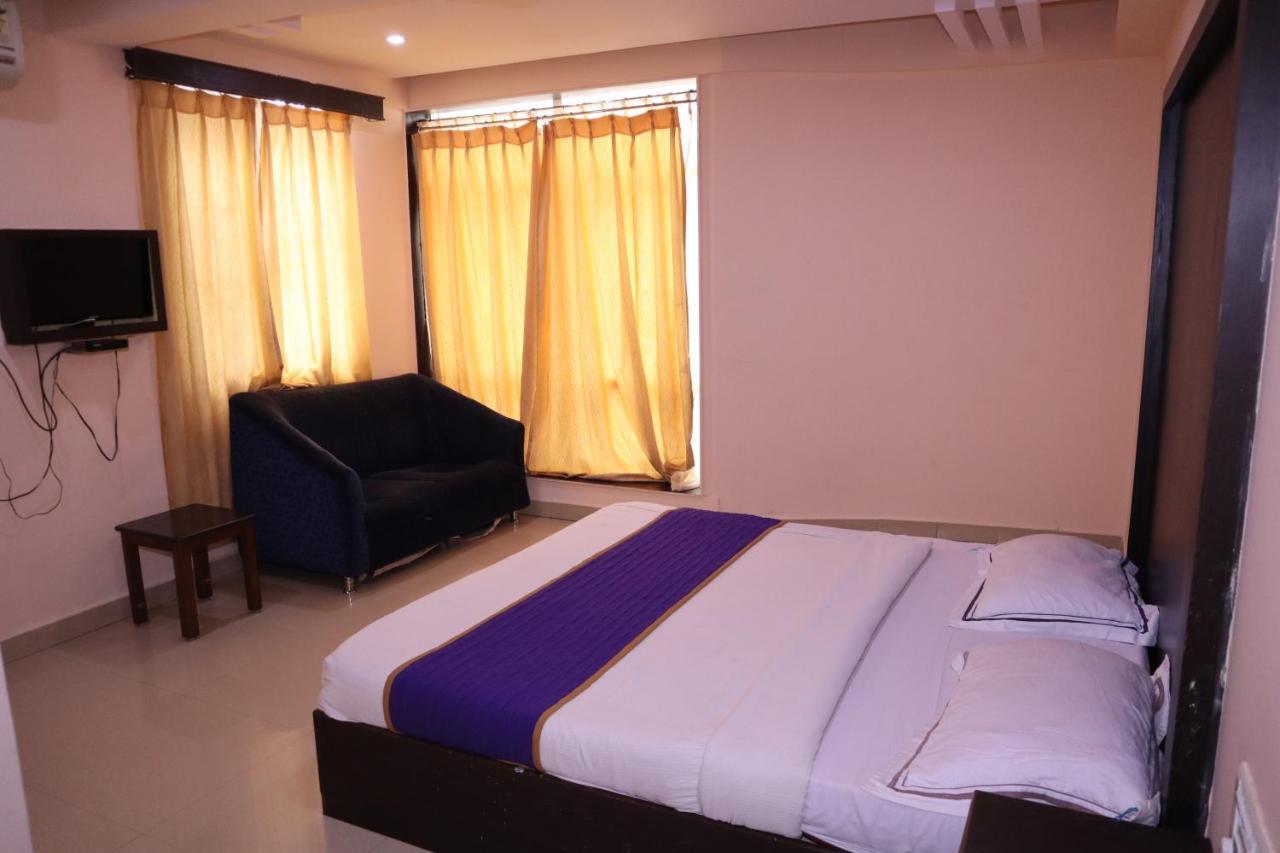 Smilestay Bns Lodge Бангалор Экстерьер фото